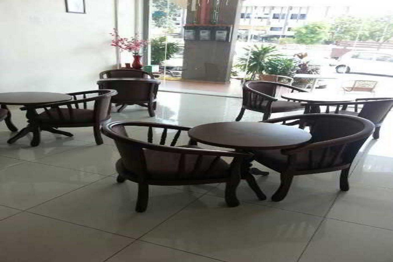 Oyo 301 River Inn Hotel Butterworth Esterno foto